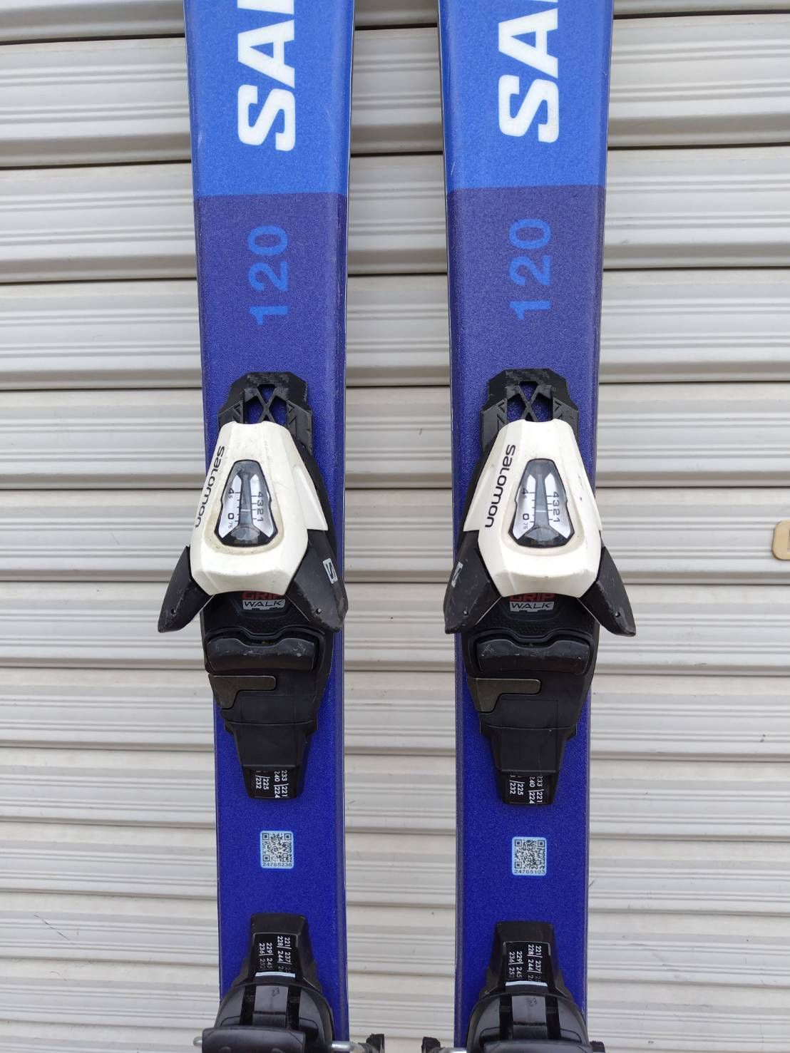 SALOMON S/RACE JR 120cm/スキー板/ビンディング付き！ - メルカリ