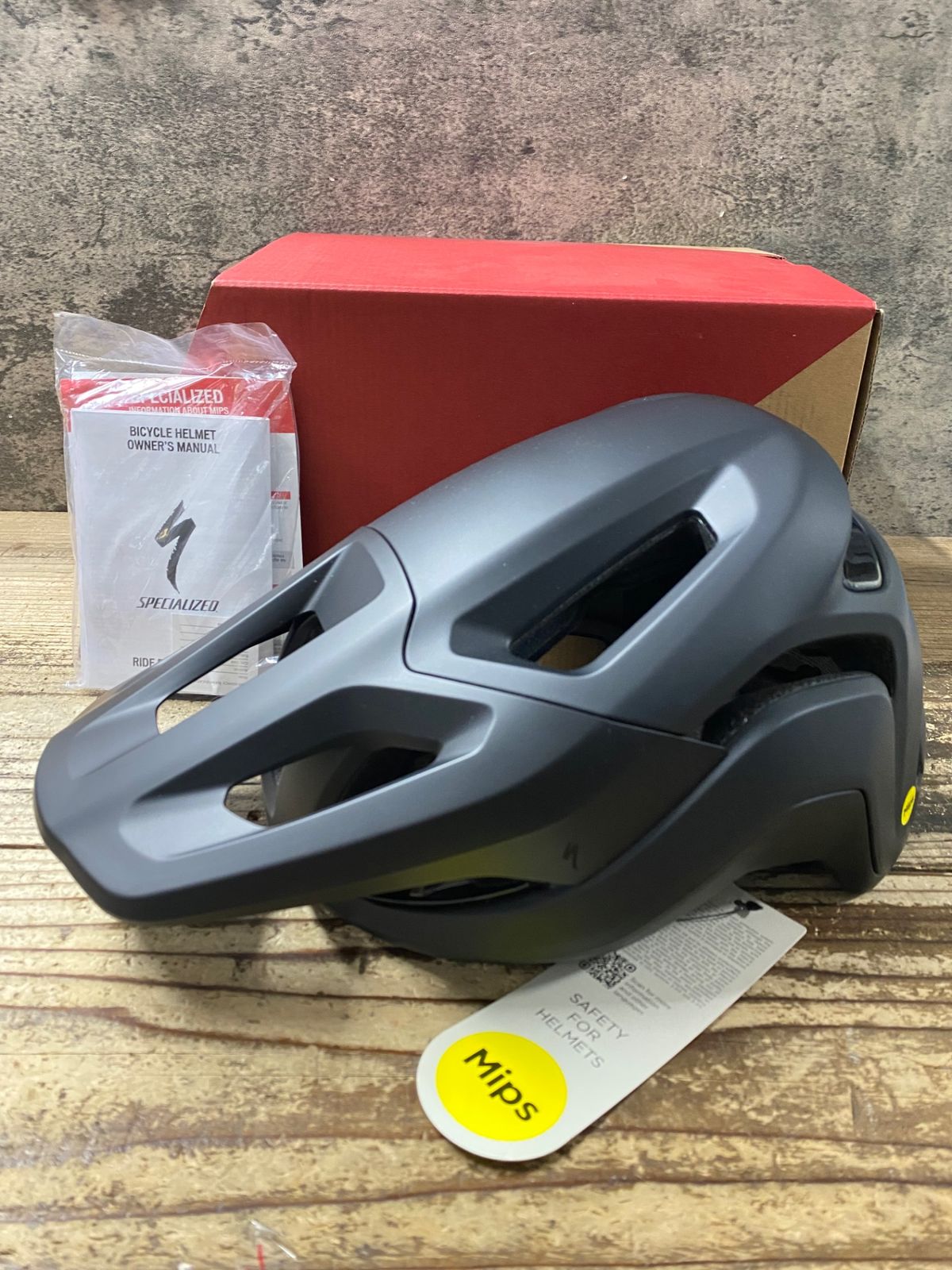 KI211 スペシャライズド SPECIALIZED Ambush 2 ヘルメット BLK M 2021/12製造