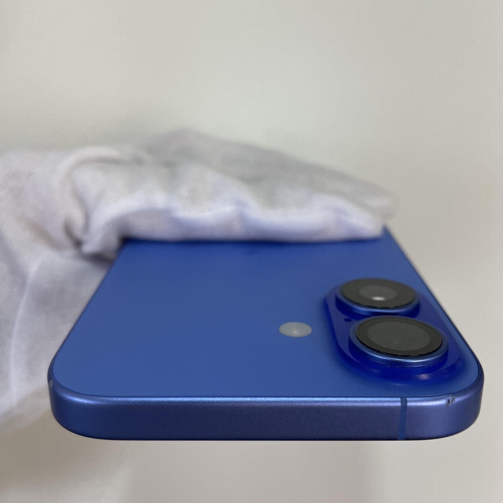 au iPhone 16 128GB ウルトラマリン