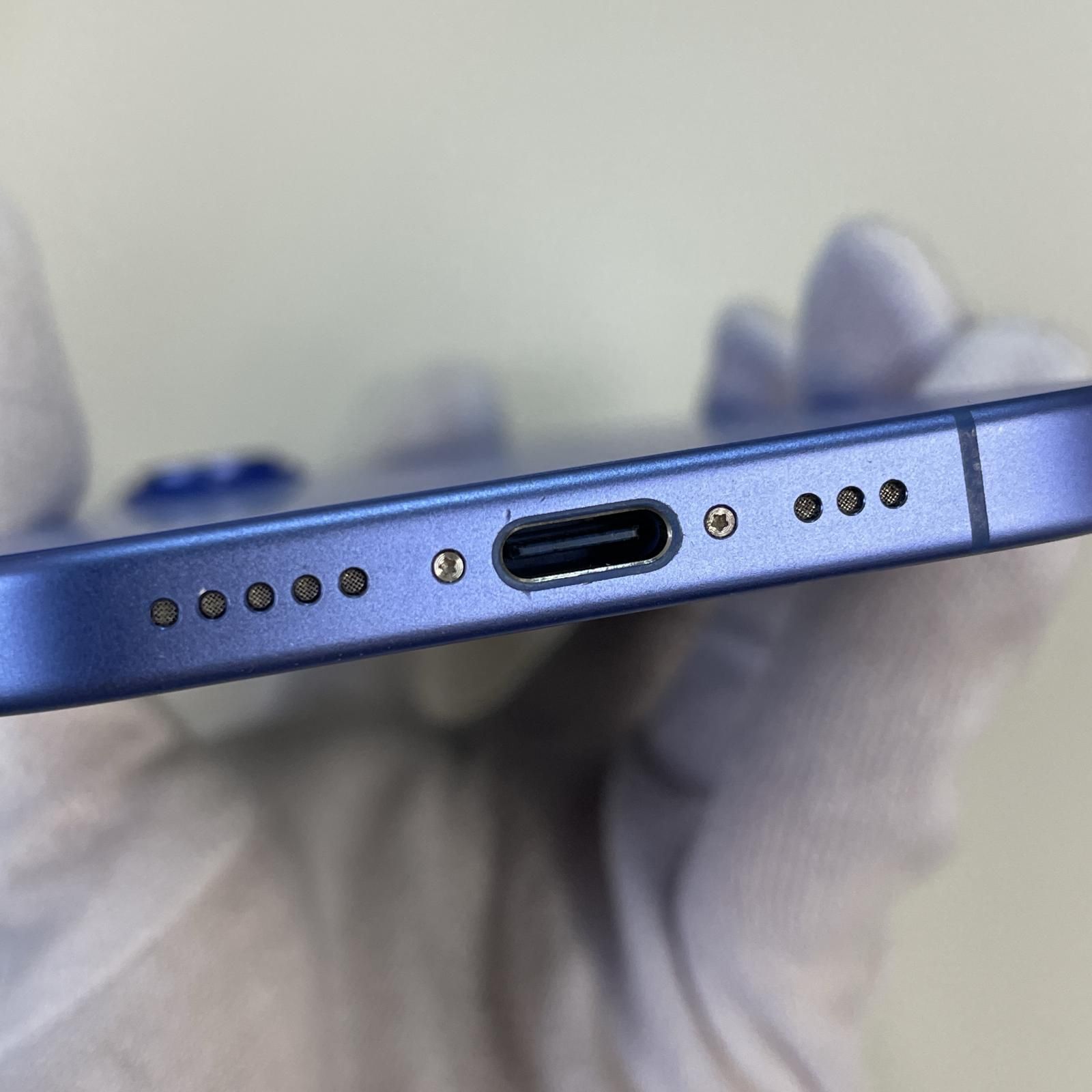au iPhone 16 128GB ウルトラマリン