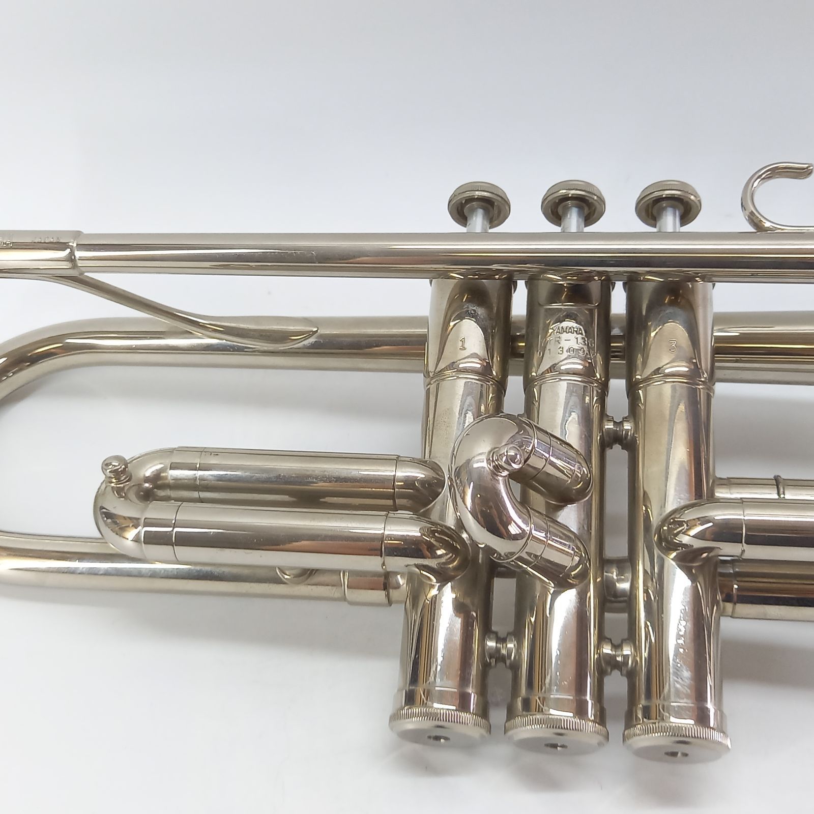 ヤマハ トランペット YTR-136 013092 ケース付き YAMAHA - メルカリ