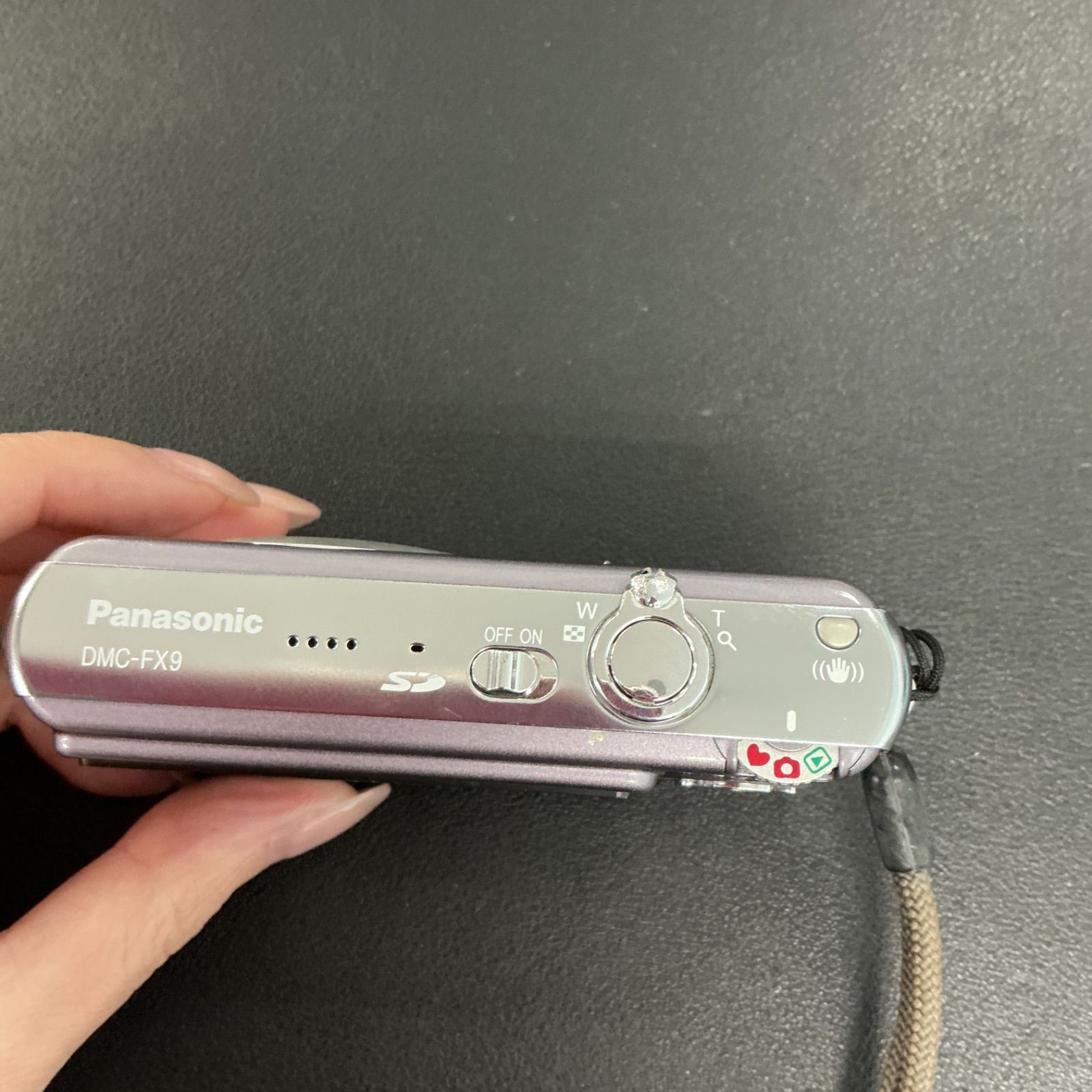 ★美品★Panasonic パナソニック LUMIX DMC-FX9 シルバー BC1984-1 Panasonic パナソニック LUMIX DMC-FX9 デジタルカメラ 現状