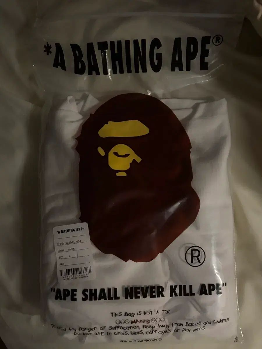 A BATHING APE アベイシングエイプ 半袖 l 白 新品