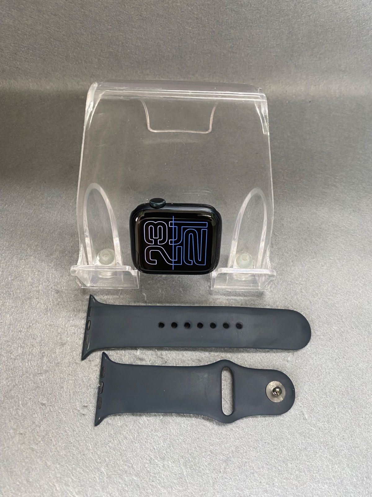 美品　Apple Watch SE 第2世代　32GB GPSモデル　44mm ミッドナイトアルミニウム