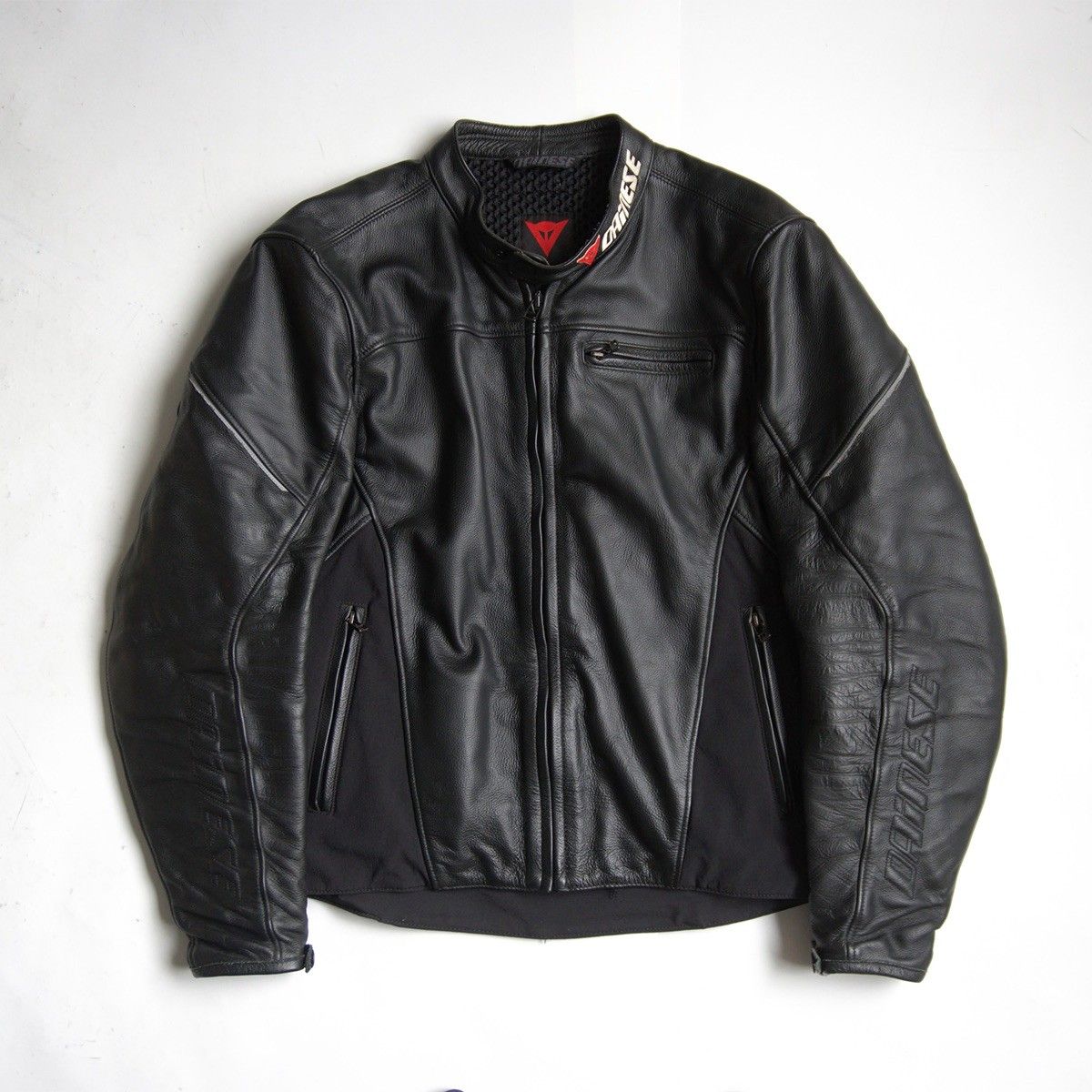 Dainese ジャケット 雰囲気抜群/ビッグサイズ】DAINESE【レザー レーシングジャケット】 54