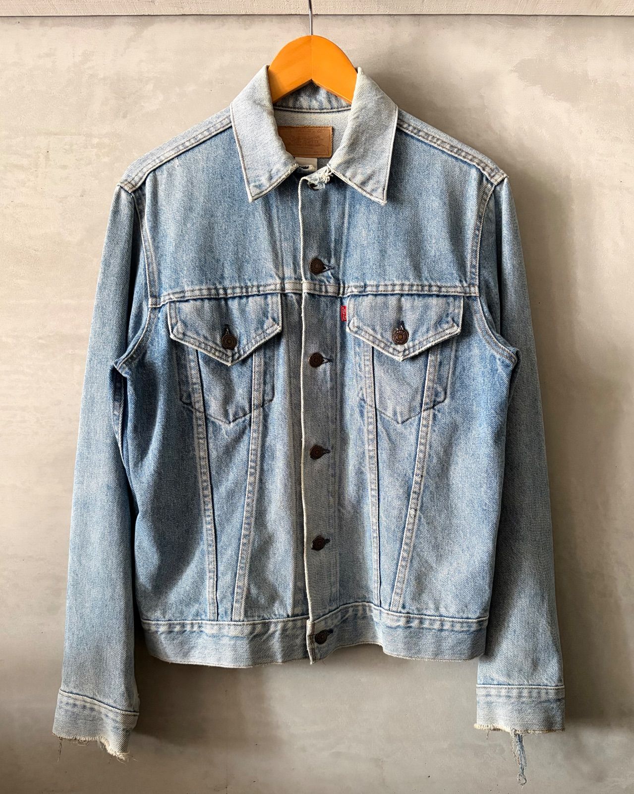 80's Levi's 70505−0217-Denim Jacket-(size 38)Made in U.S.A.