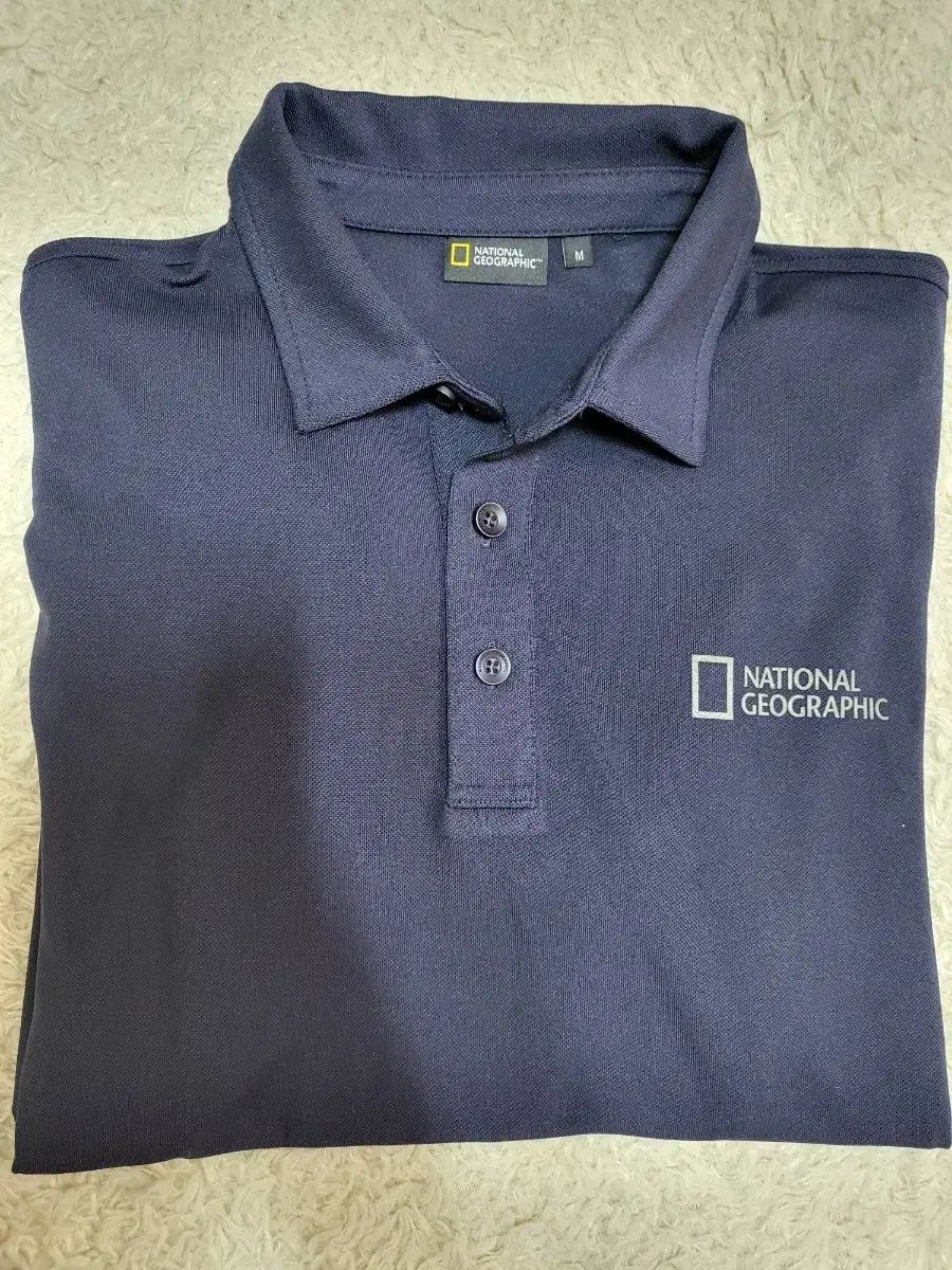 ナショナルジオグラフィック メンズ PK カラーTシャツ (新品)