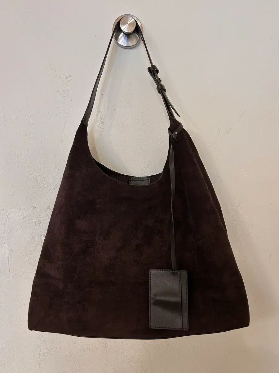OVHEE 오브히 スウェード HOBO BAG ブラウン