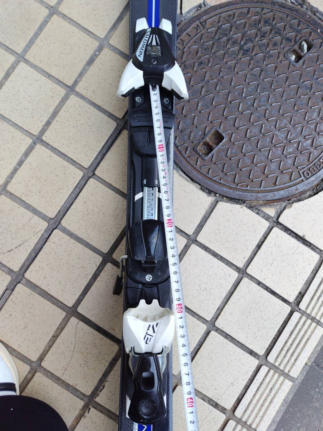 SALOMON 24 HOURS S3 169cm/スキー板/おまけでLEKIポール付き！ - メルカリ