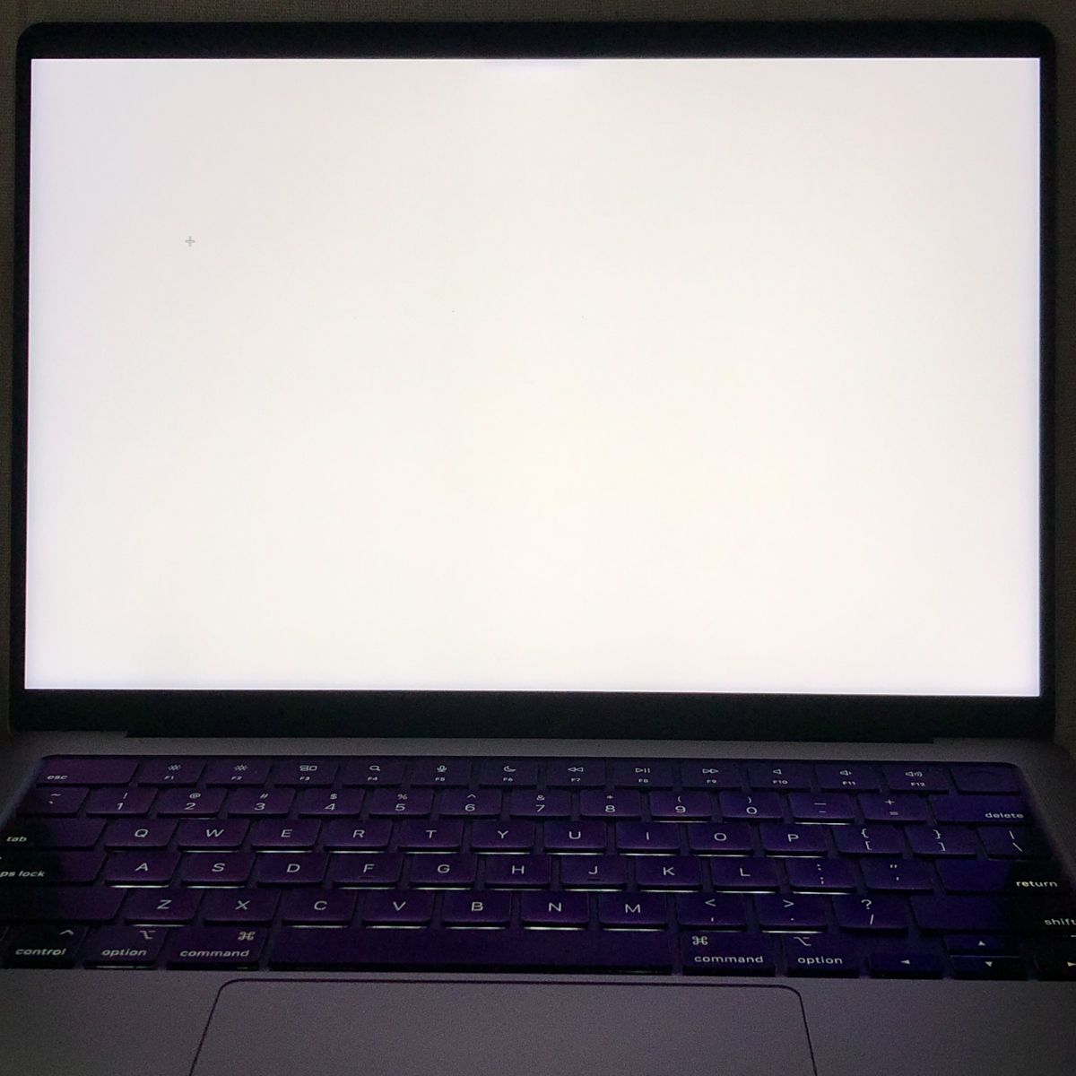 ジャンク MacBook Pro 14