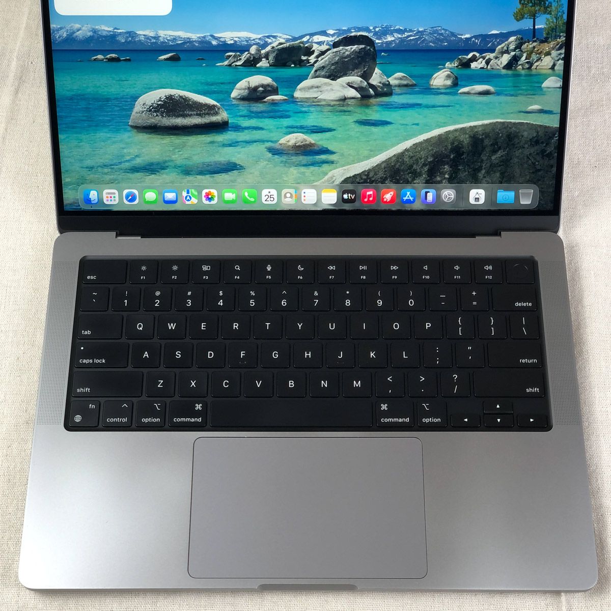 ジャンク MacBook Pro M2 Pro 14
