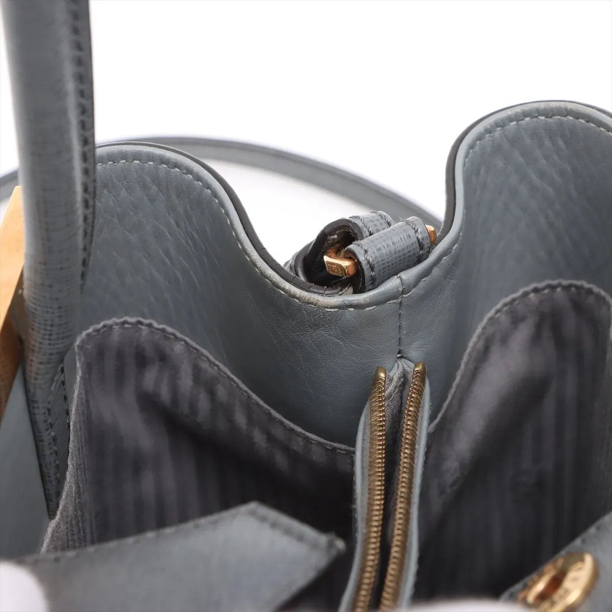 美品 フェンディ プチ トゥージュール 8BH253 レザー 2WAY