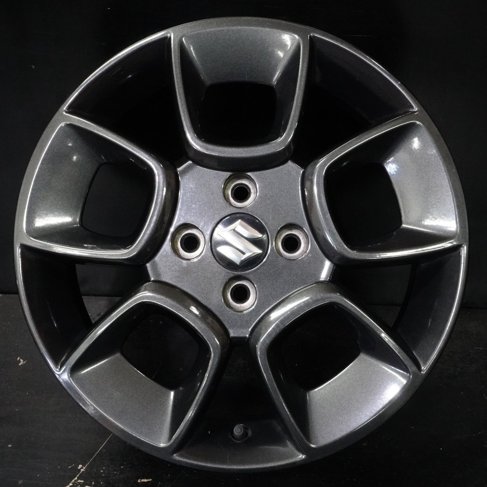 中古ホイール スズキ クロスビー 純正ホイール 4本セット 16インチ 5J