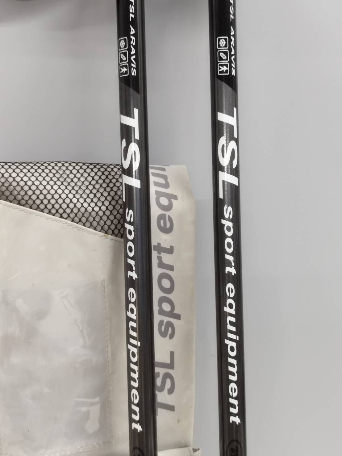 良品】TSL ARAVIS トレッキングポール/135cm - メルカリ