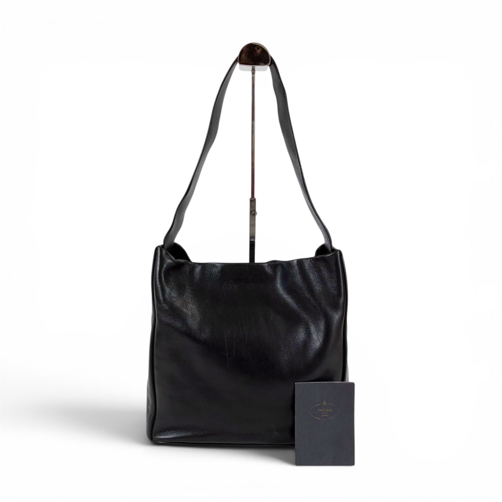  ホーボーバッグ レザー ブラック ワンショルダーバッグ レディース中古 プラダ PRADA 型押しロゴ ワンショルダーバッグ ホーボーバッグ オール