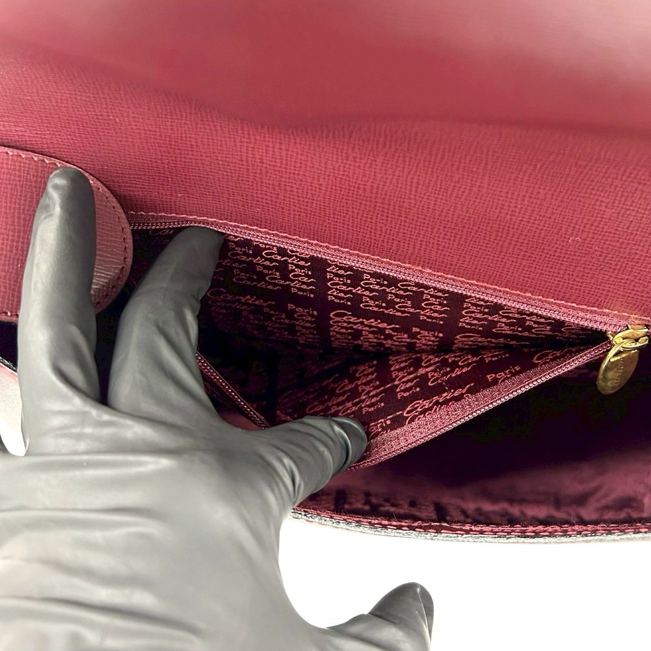 極美品✨カルティエ　ショルダーバッグ　レザー　ボルドー　ヴィンテージ 極 美品 CARTIER カルティエ ヴィンテージ マストライン ロゴ レザー