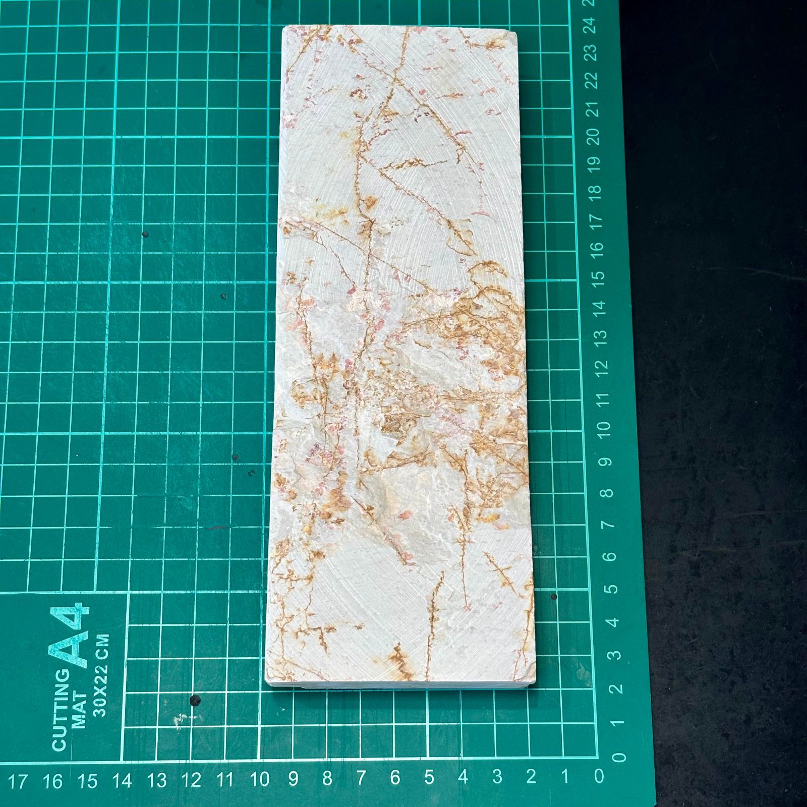 正本山合砥 墨流し 蓮華 巣板 天然砥石 1033g - メルカリ