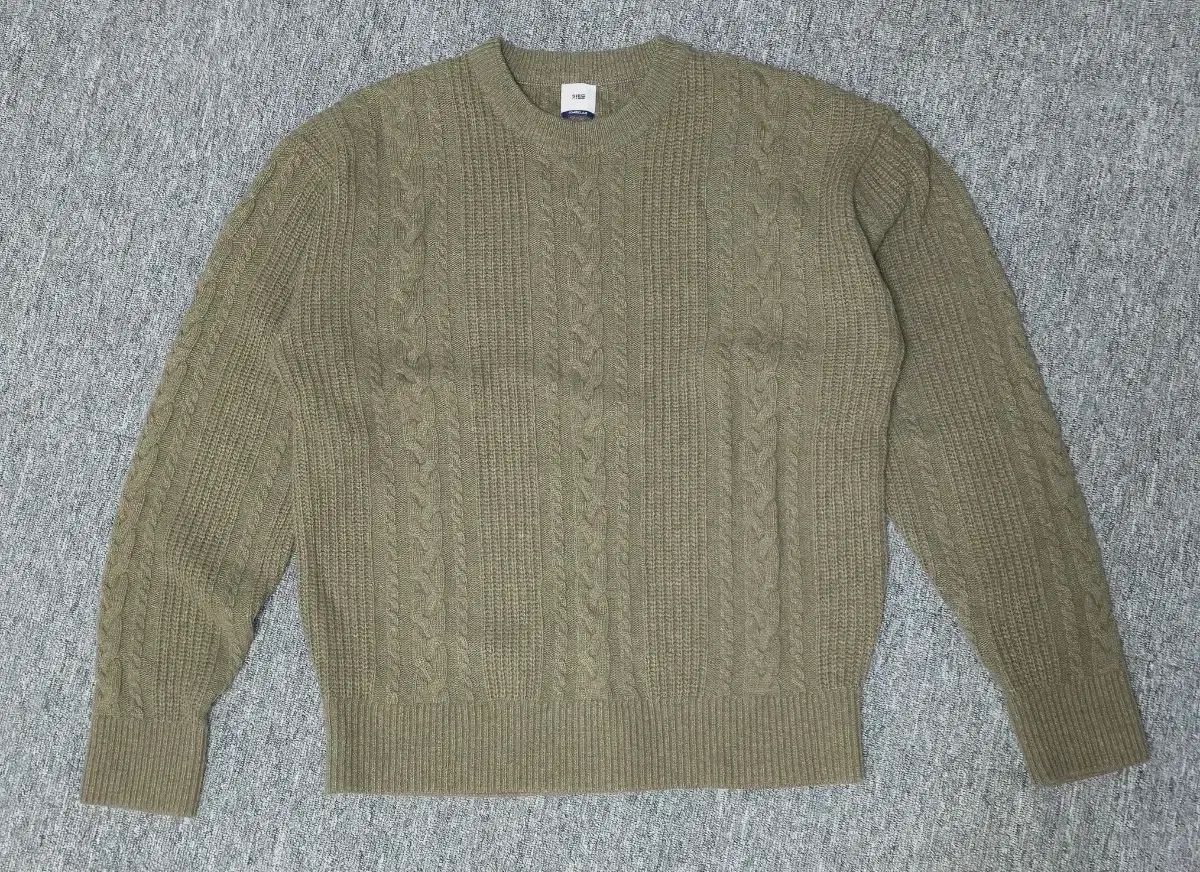 SIEG(ジーク) ニット オリーブ 100 新品