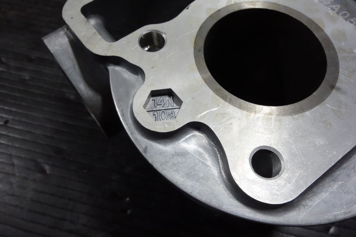 エンジン シリンダー 12100-GFC-771 12100-GFC-770 ホンダ 純正