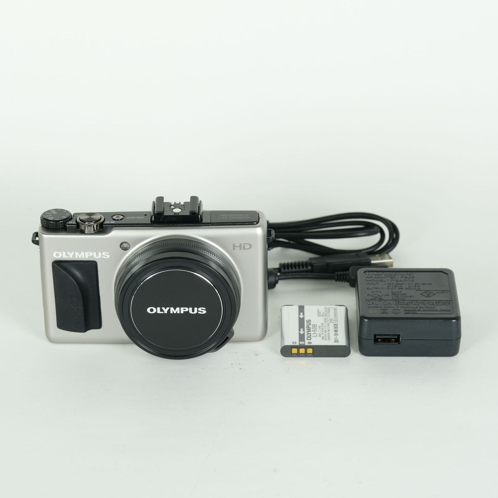 良品] OLYMPUS XZ-1 チタニウムシルバー プレミアムキット