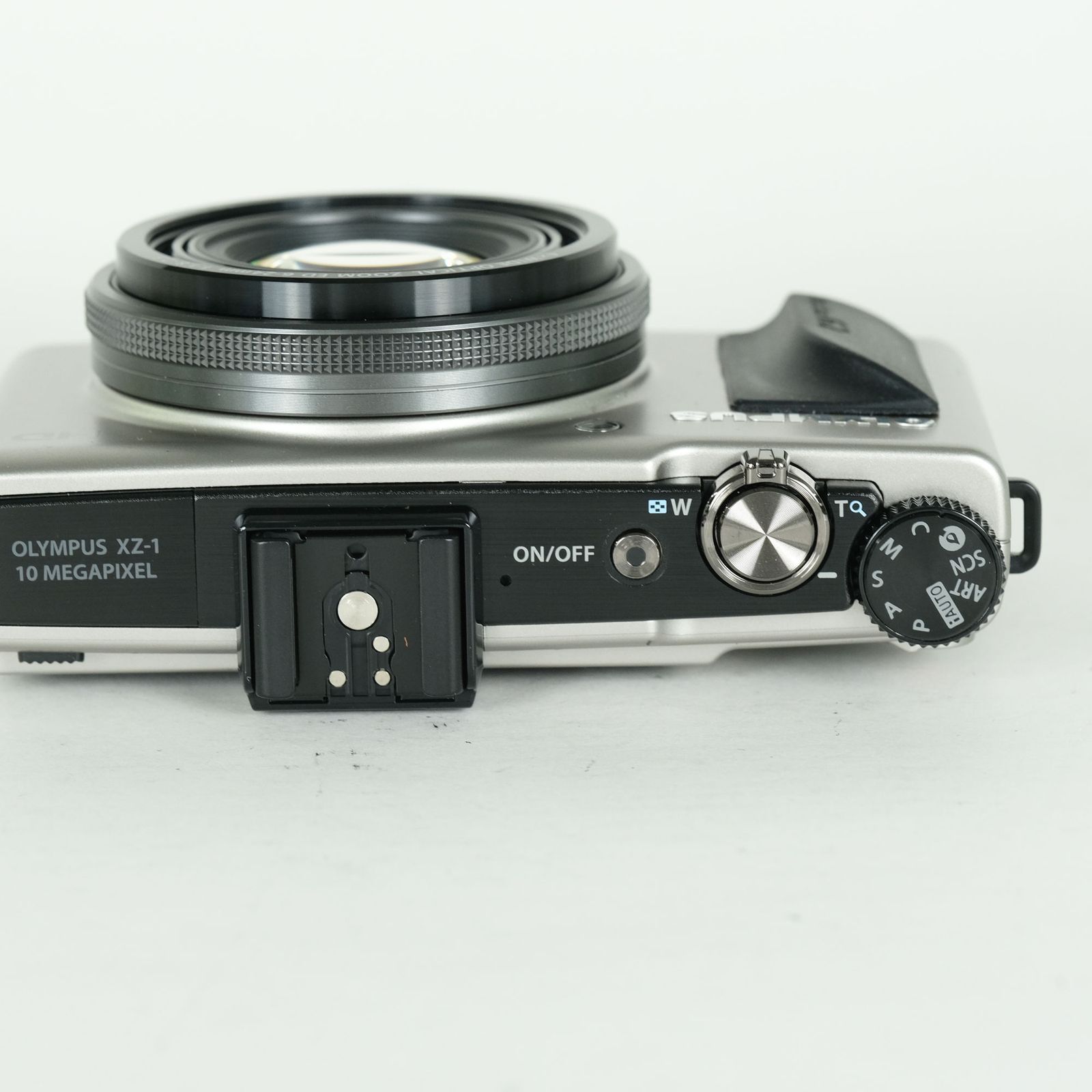 良品] OLYMPUS XZ-1 チタニウムシルバー プレミアムキット