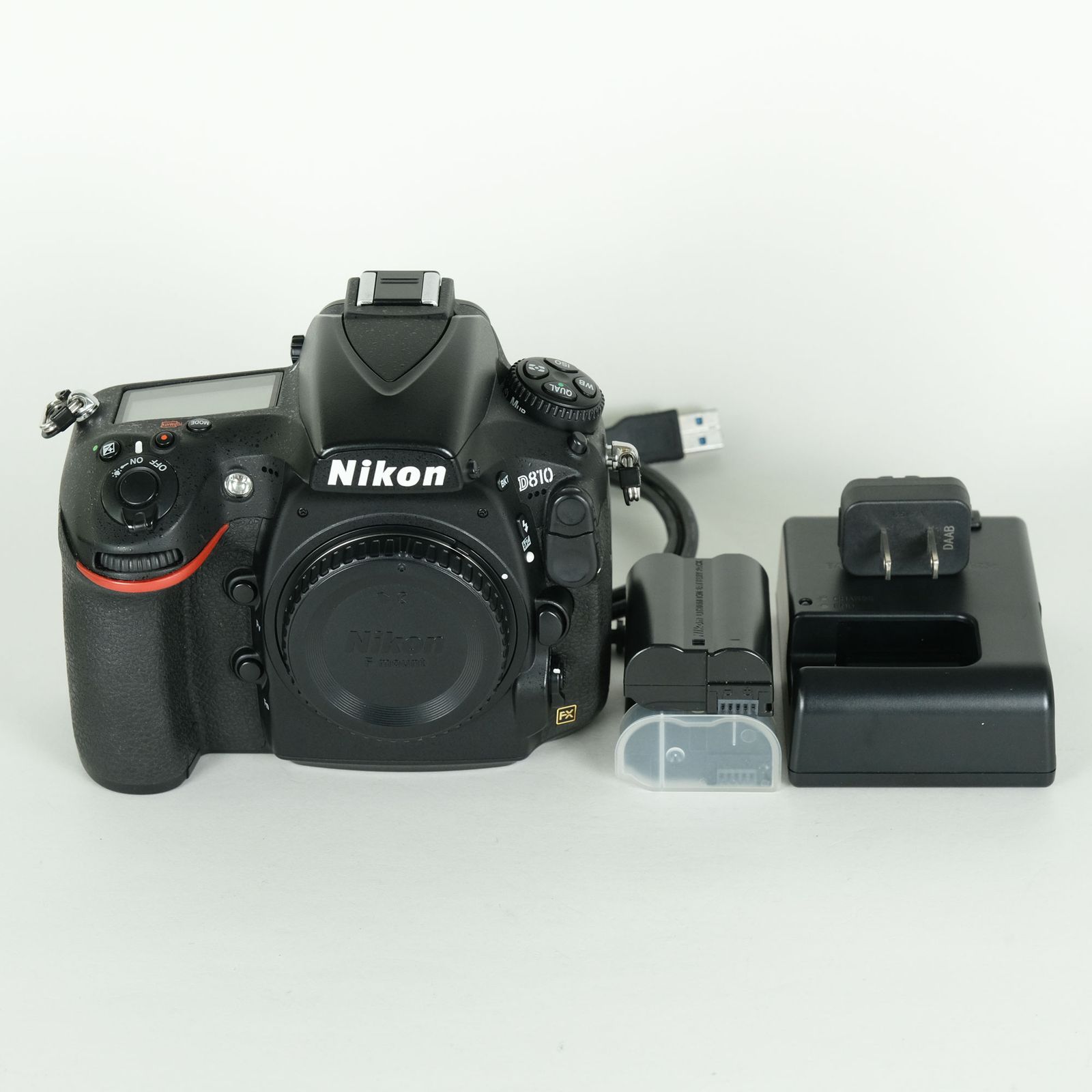 [良品 | シャッター数70,370回｜バッテリー2個付] Nikon D810 | Nikon Fマウント