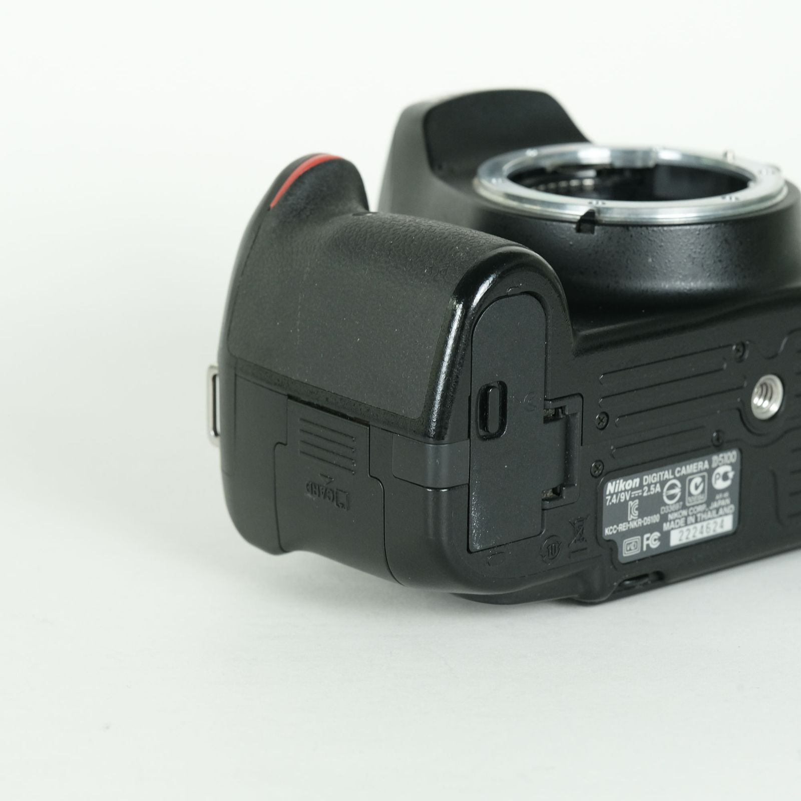 良品 | シャッター数17,496回] Nikon D5100 ボディ | ニコンFマウント