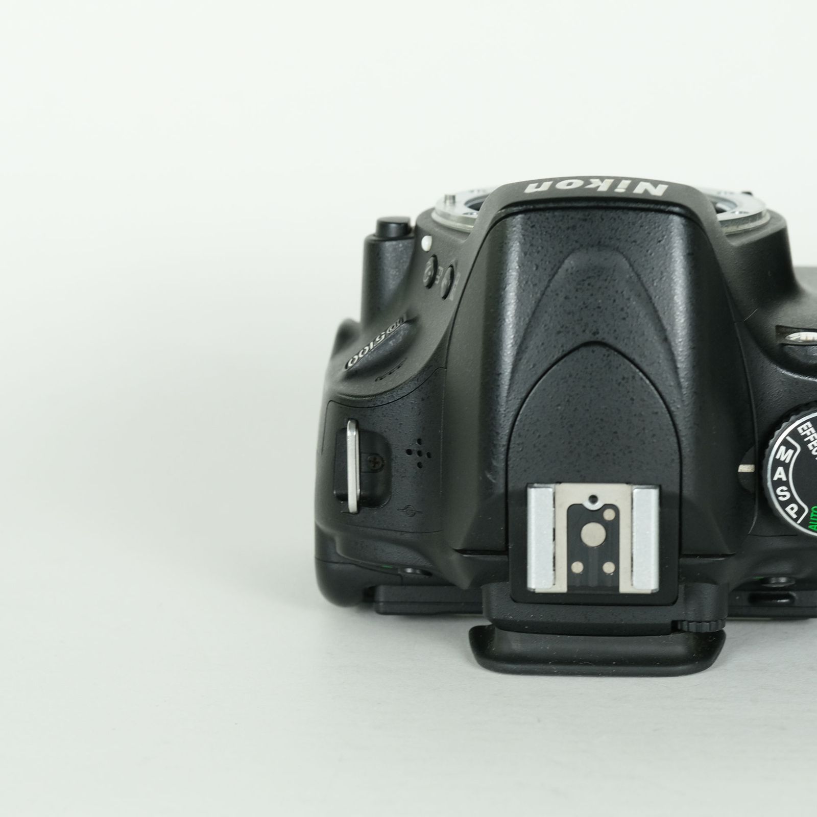 良品 | シャッター数17,496回] Nikon D5100 ボディ | ニコンFマウント
