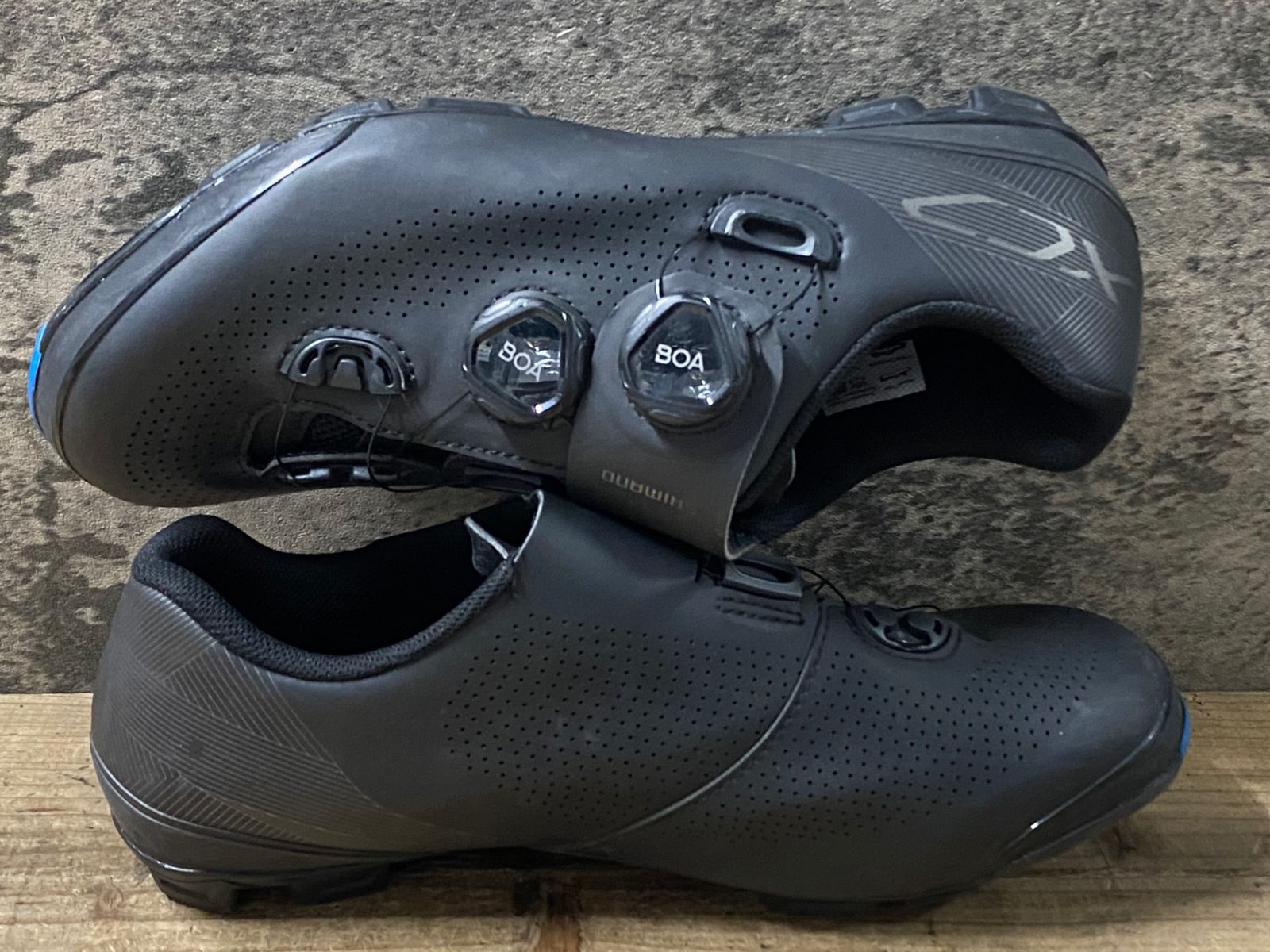 KE867 シマノ SHIMANO XC7 SH-XC701M ビンディングシューズ EU41 2穴