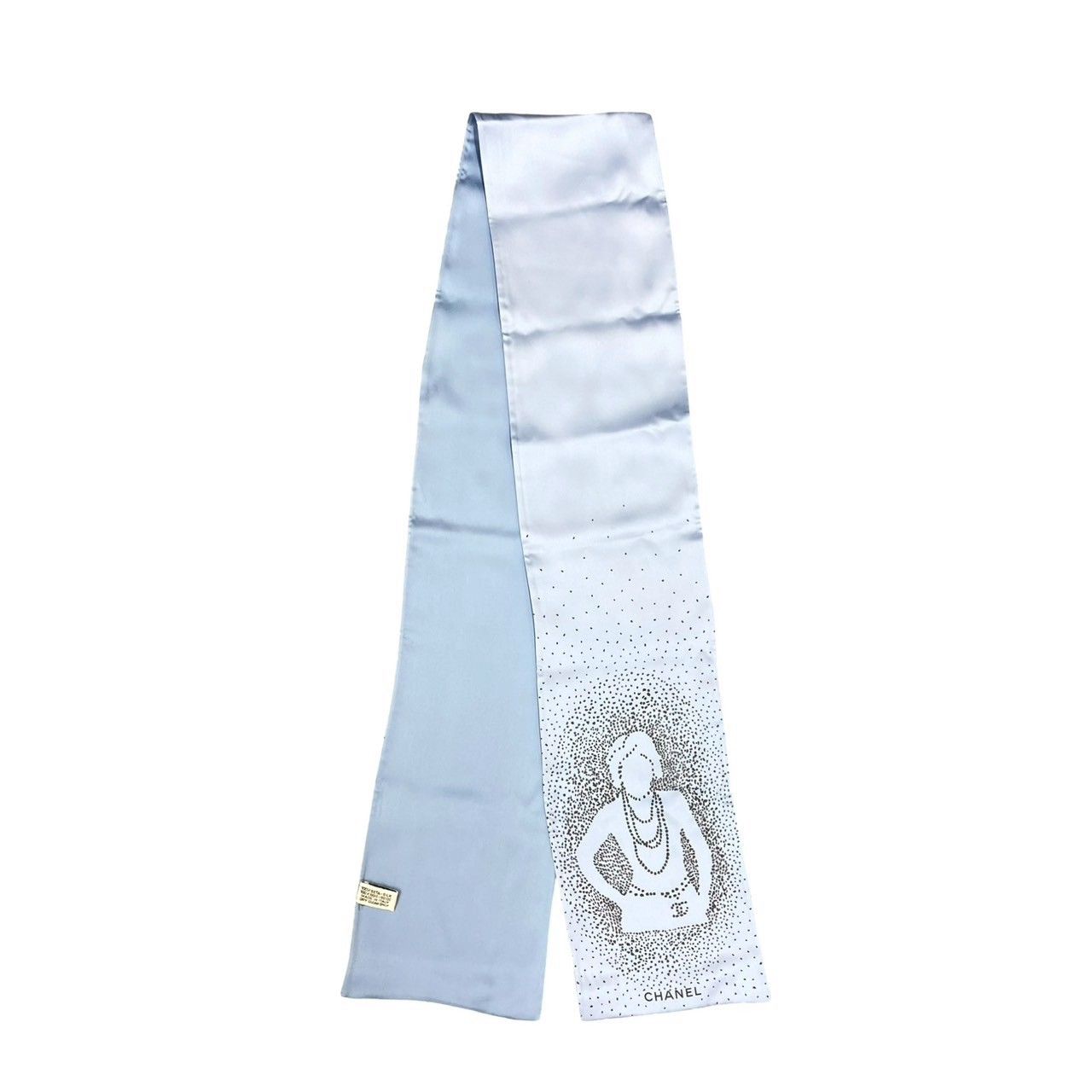 CHANEL シルク バンダナ 極 美品 希少品 箱付き CHANEL シャネル ロゴ シルク スカーフ 柄