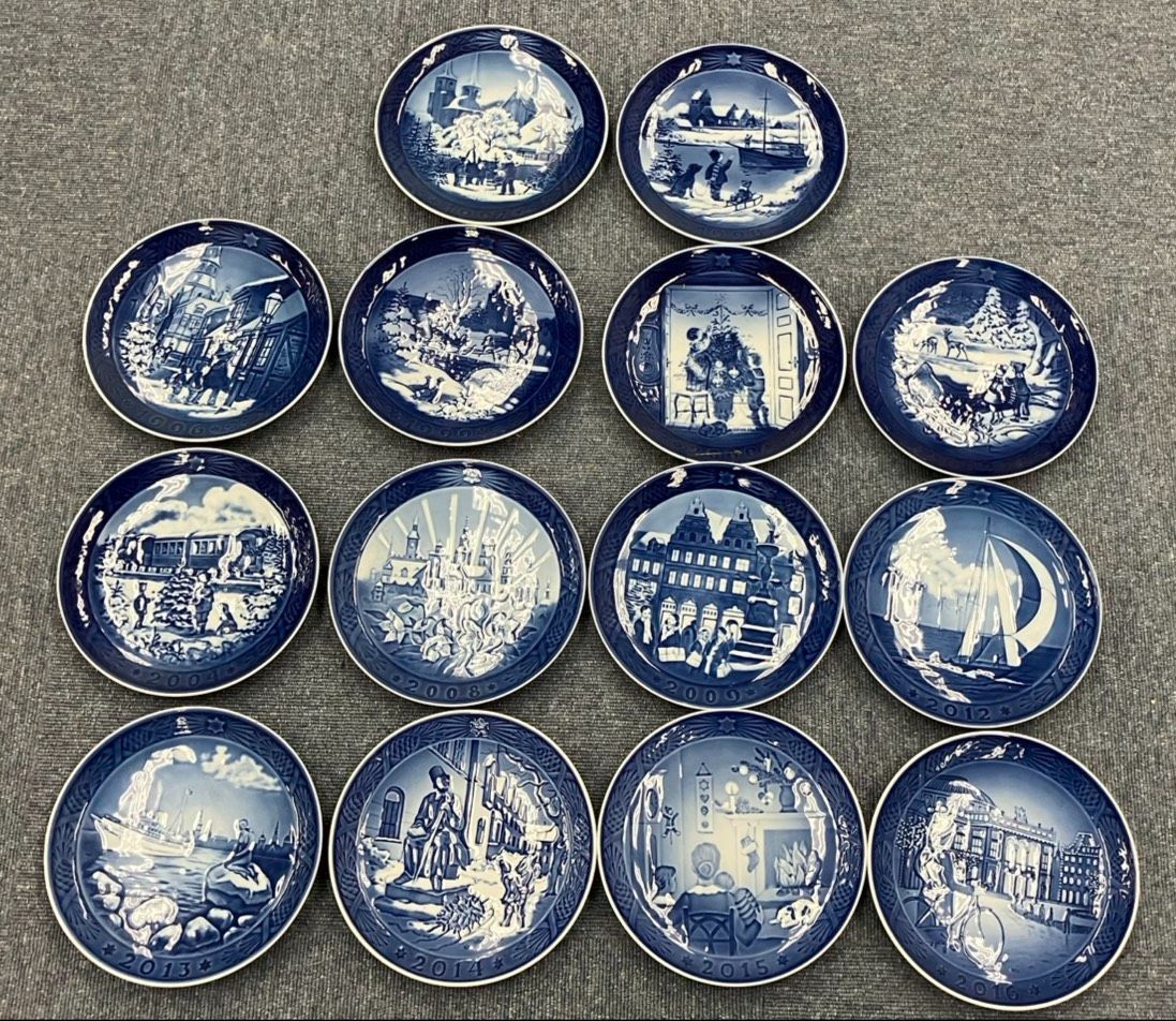 G010-SA7-272 ROYAL COPENHAGEN ロイヤルコペンハーゲン イヤープレート 14点セット 限定プレート コレクション
