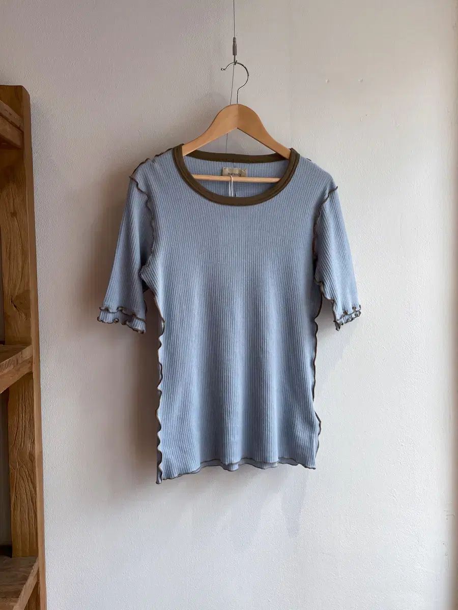 ビームス maturely カットアンドソー リップTシャツ