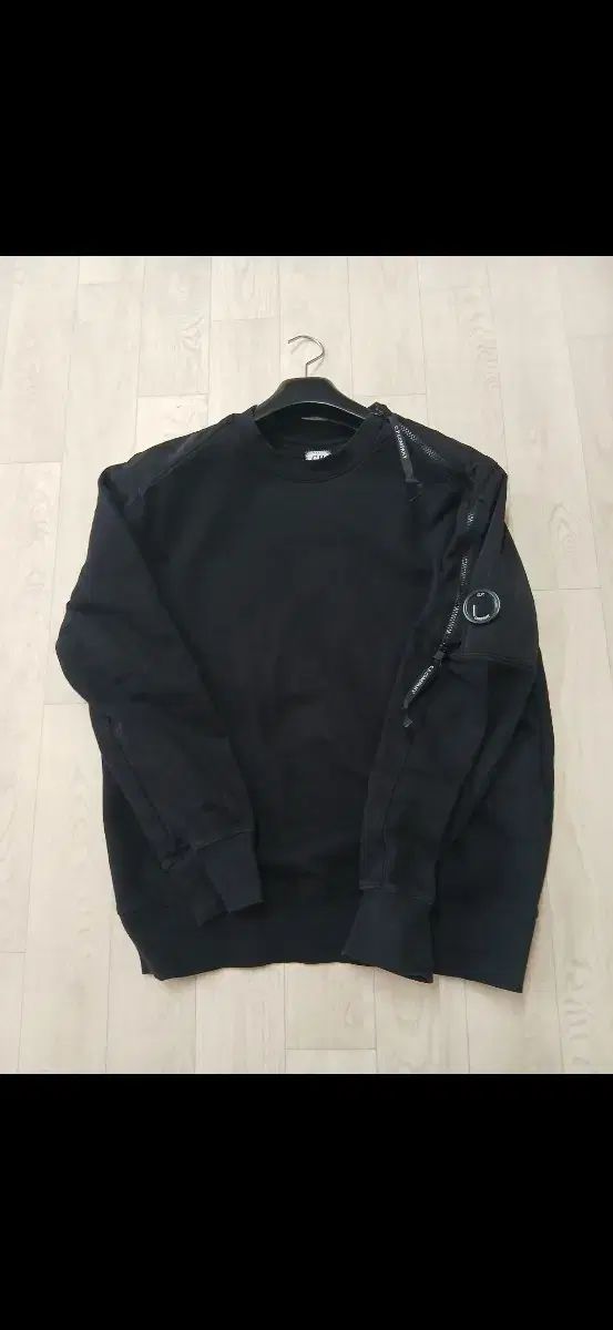 C.P. COMPANY シーピーカンパニー スウェット 斜めジップ 百貨店購入 ハングルタグ 正規品 A級 黒 XL