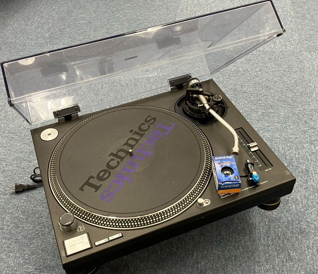 G011-SA7-195 Technics テクニクス DIRECT DRIVE TURNTABLE SYSTEM ターンテーブル SL-1200MK3 オーディオ機器 家電 替え針付き ※回転動作確認済み