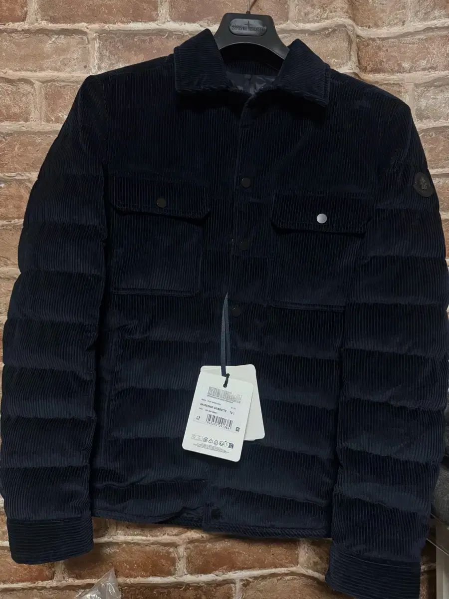モンクレール 24fw gasserhof gasserhoop ウール グースダウン ジャケット ネイビー