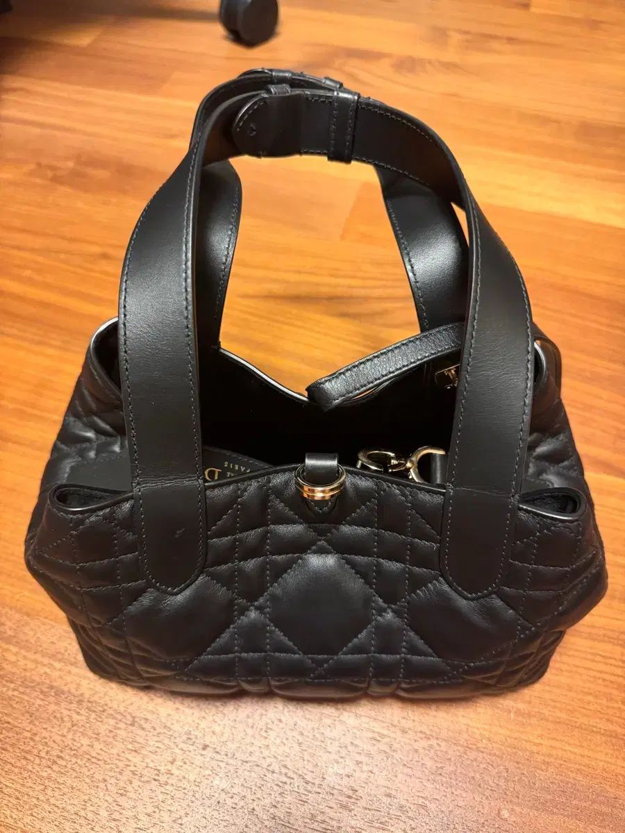 ディオール トゥージュール スモール 出品