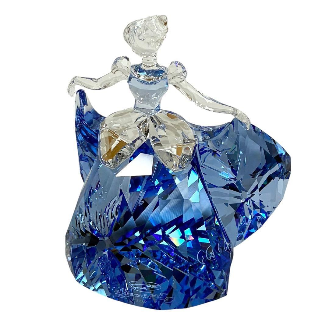 SWAROVSKI シンデレラ 2015年限定 フィギュリン 希少】 スワロフスキー ディズニー シンデレラ フィギュリン 2015年