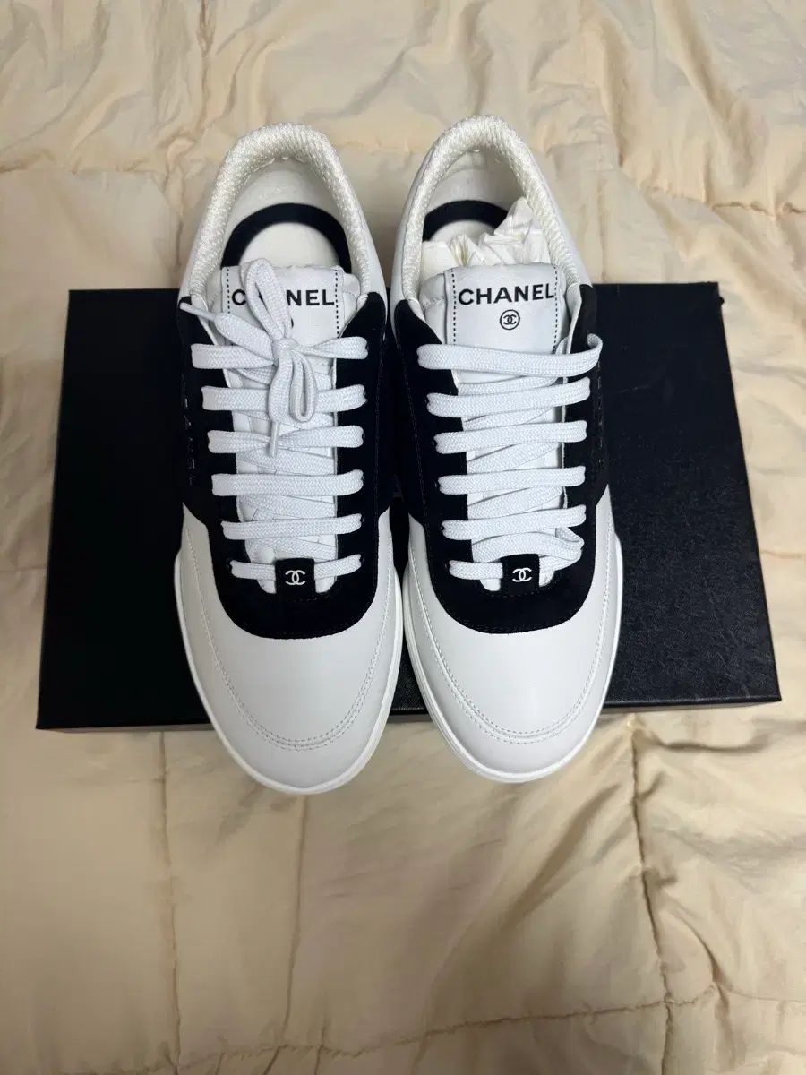 40 新品 CHANEL シャネル カーフスキン スウェード スニーカー