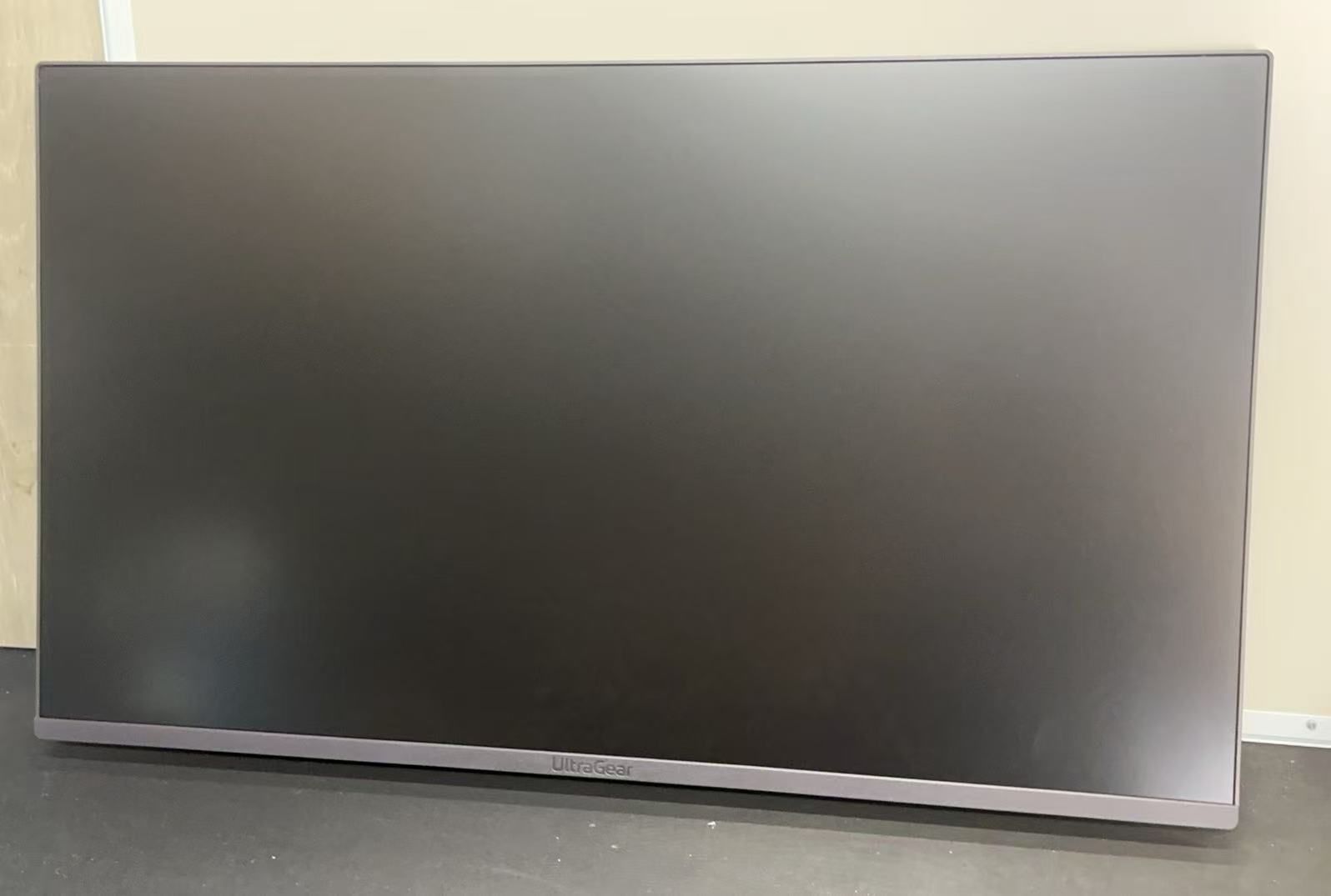 LG UltraGear 24G411A-B 23.8