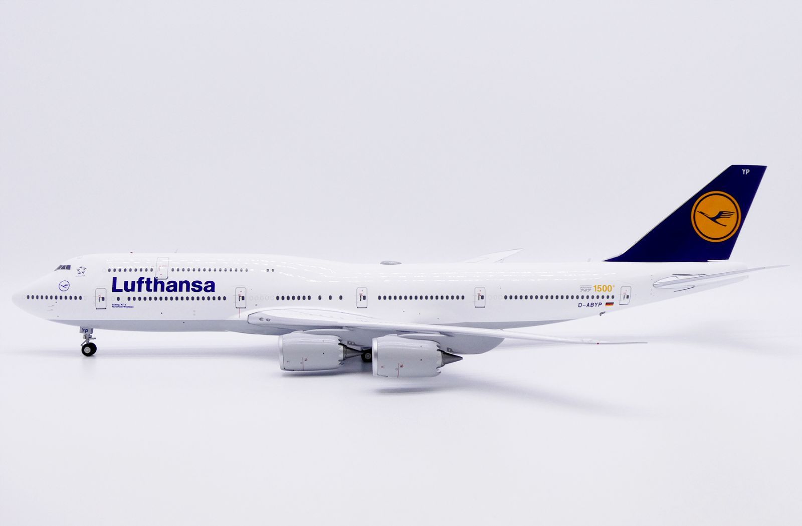 【予約商品】1/200 747-8 　ルフトハンザドイツ航空「1500th Boeing 747」 　D-ABYP