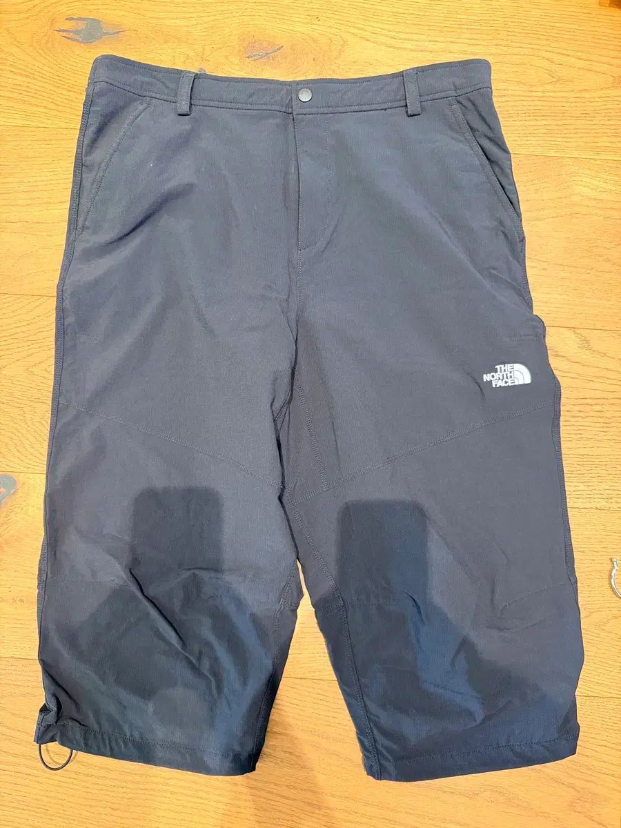 未使用新品 THE NORTH FACE ザノースフェイス グライドカプリ 7分 ズボン ハーフパンツ NR6N