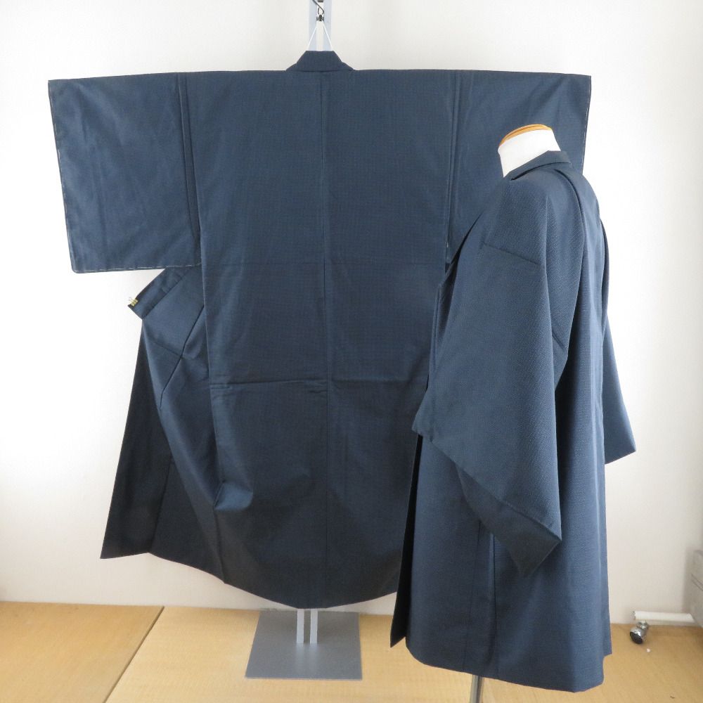 男着物 紬 アンサンブル 袷 紺色 亀甲模様 正絹 男性用きもの 羽織 セット メンズ 仕立て上がり 和服 男物 カジュアル 身丈146cm