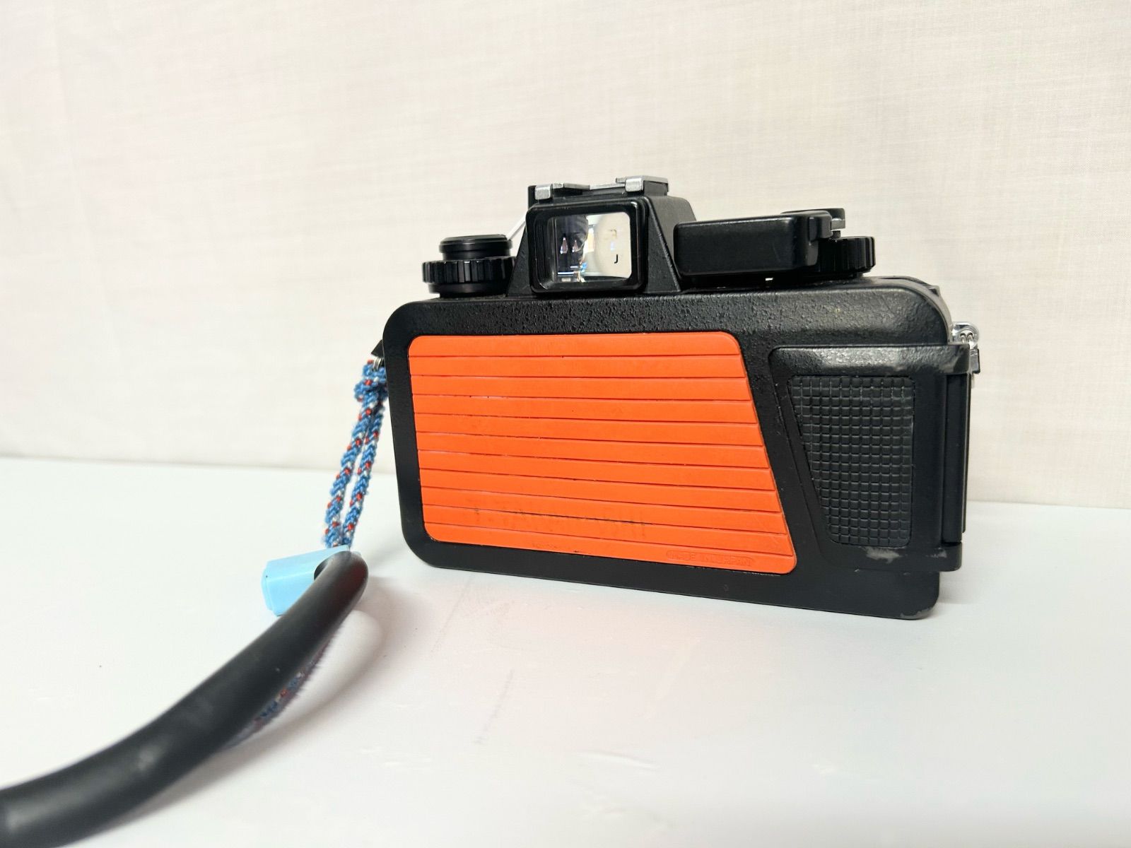 Nikon ニコノスV NIKONOS-V オレンジ NIKKOR 35mm F2.5 - メルカリ