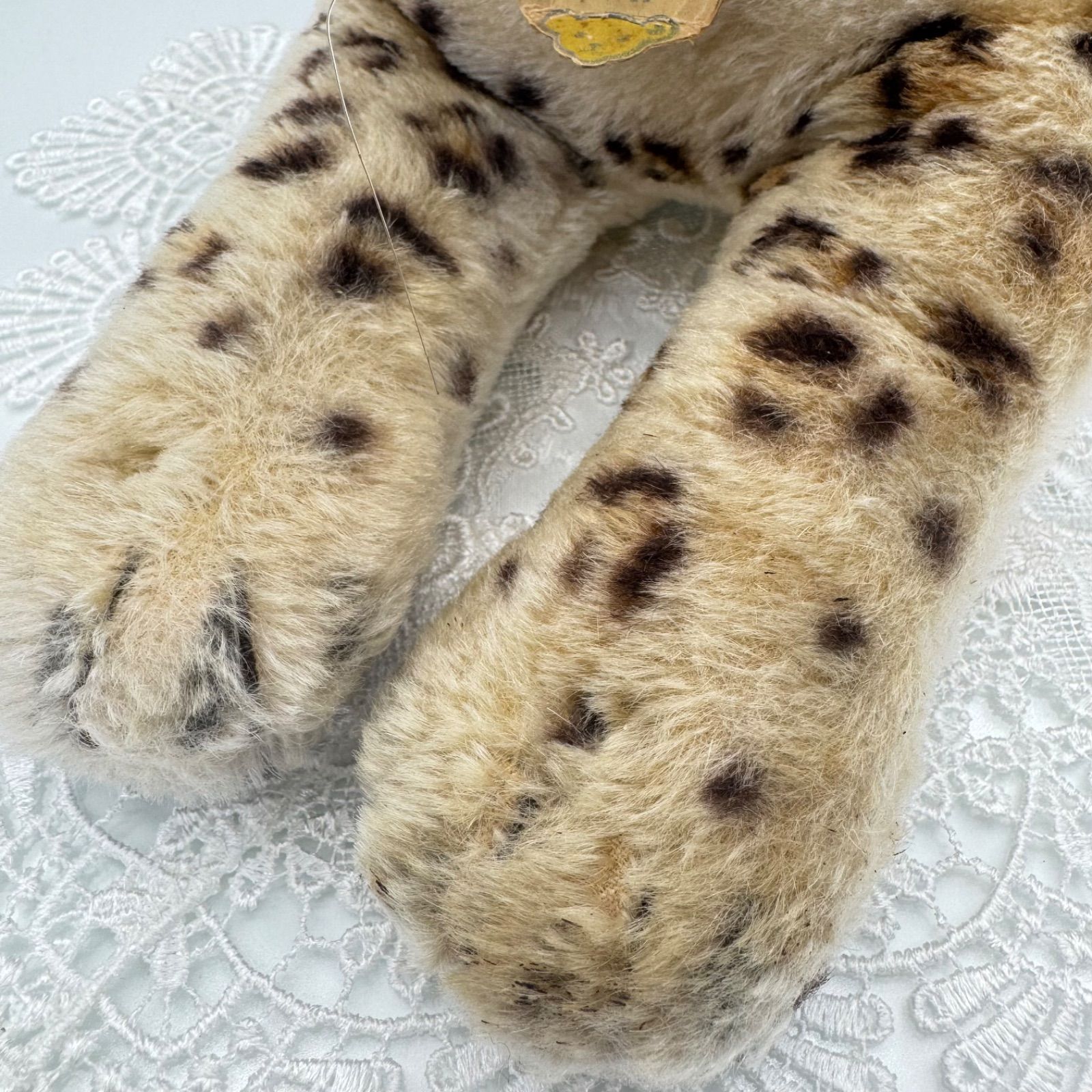 送料無料☆シュタイフ☆Leopard 28cm☆くつろぎポーズのレオパード