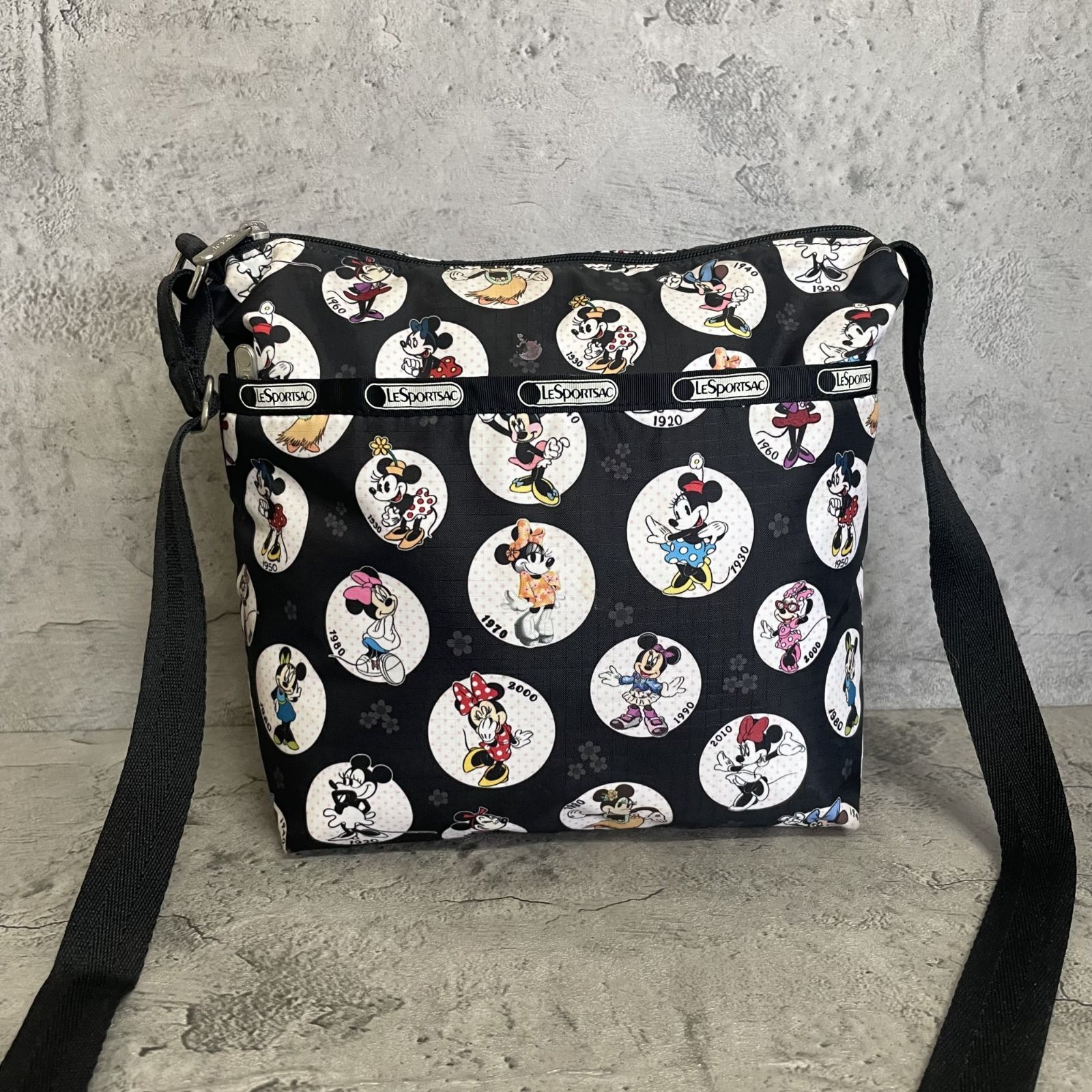 美品 LeSportsac レスポートサック ショルダーバッグ ディズニー 