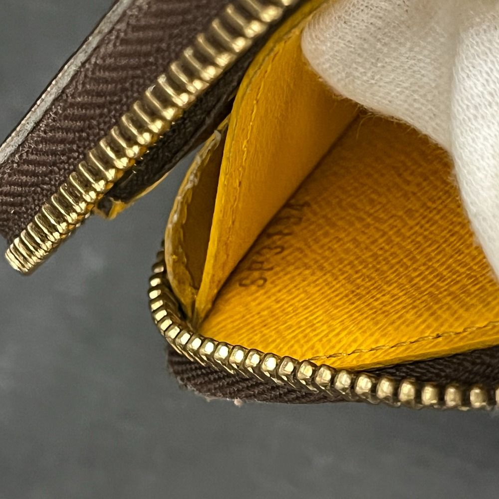 06w23437 LOUIS VUITTON ルイ・ヴィトン モノグラム ポルトフォイユ