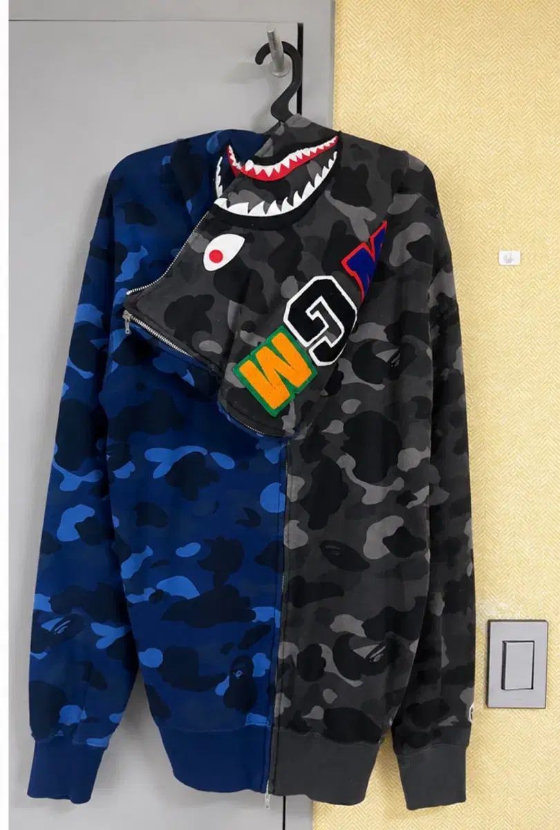 A BATHING APE カモフラージュ シャーク ASURA WHO ジップアップ