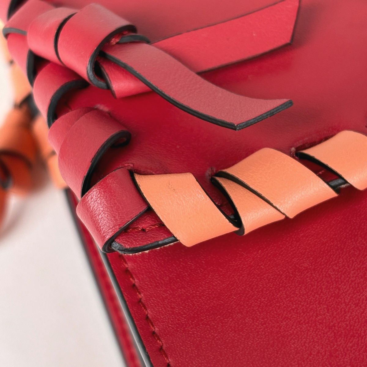 フェンディ FENDI キャナイ スモール チェーンショルダーバッグ レザー