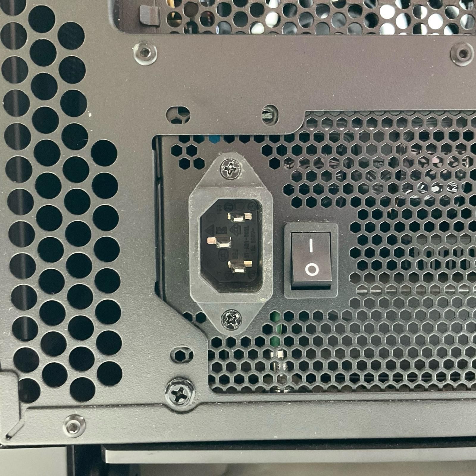 ゲーミングPC i9 9900K RTX2080Ti 64GB M.2 SSD 2TB - メルカリ