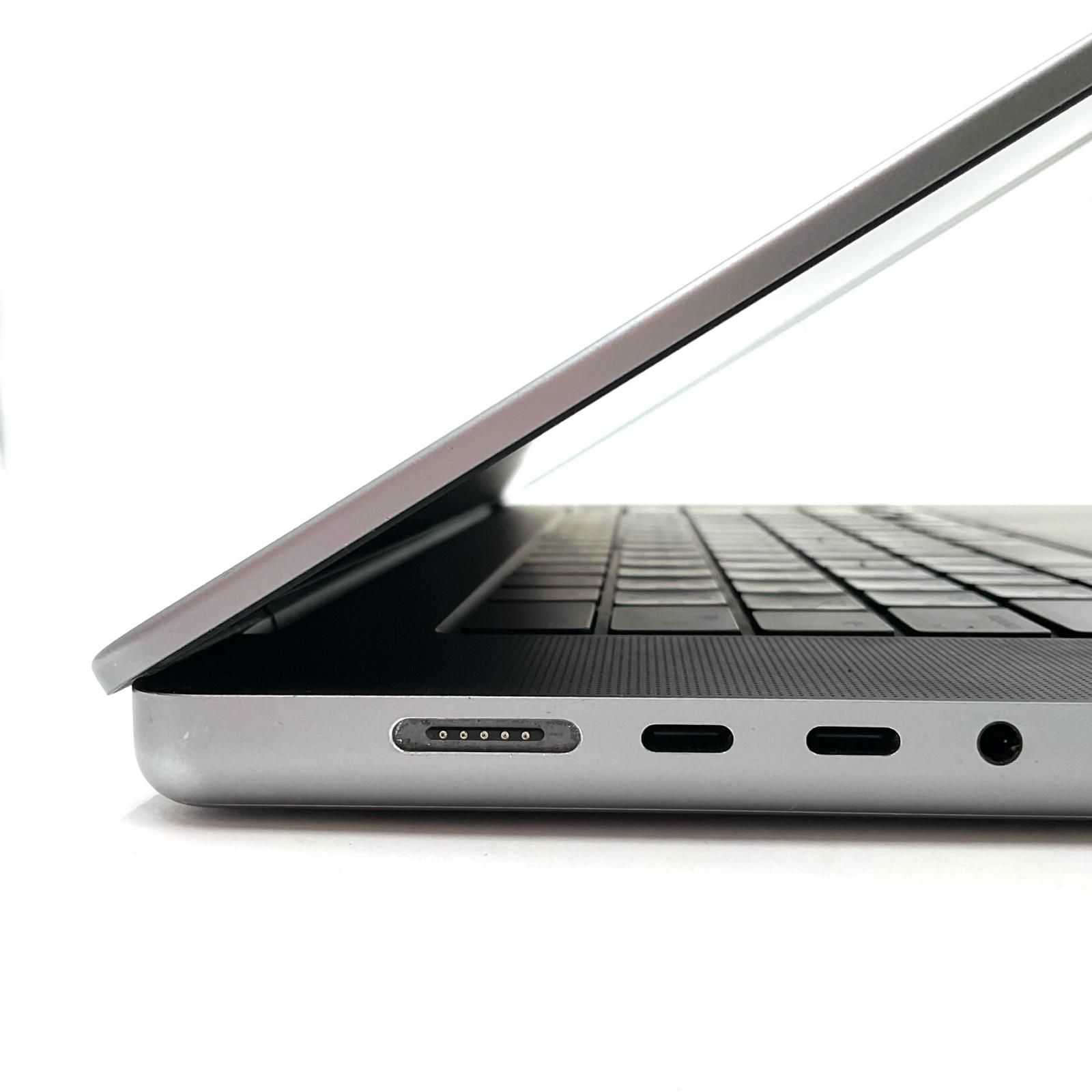 MacBook Pro 16